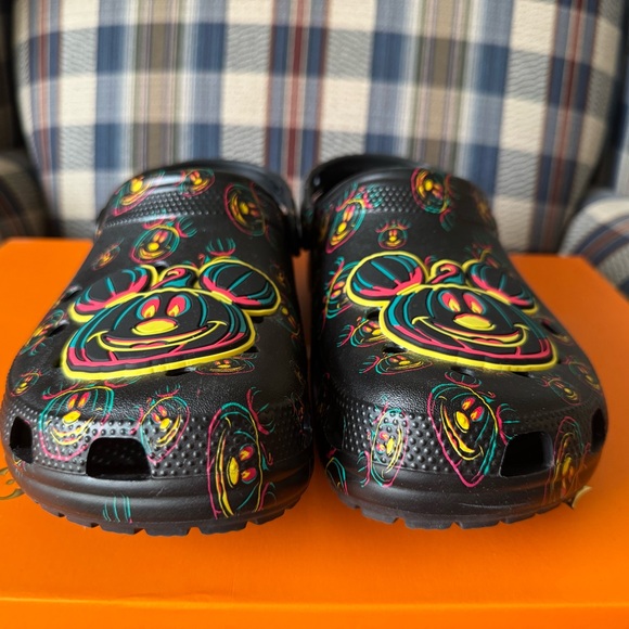 Crocs Disney Mickey Mouse Halloween Glow in the Dark Clogs